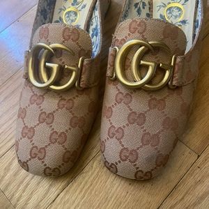 Gucci shoes
